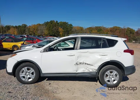 2015 Toyota Rav4 Le из США, поврежденный, VIN JTMZFREV8FJ040621
